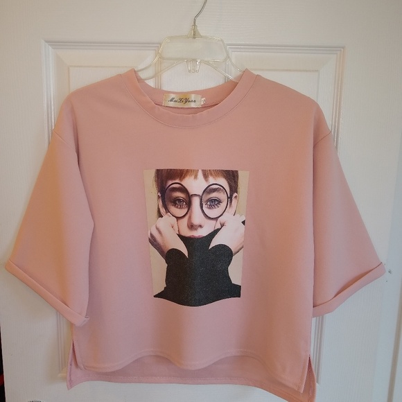 Cropped Graphic blouse  Mai fi Yuan Size S - Picture 1 of 6